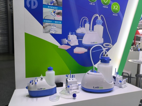 實(shí)驗(yàn)室真空吸液泵在細(xì)胞房的應(yīng)用